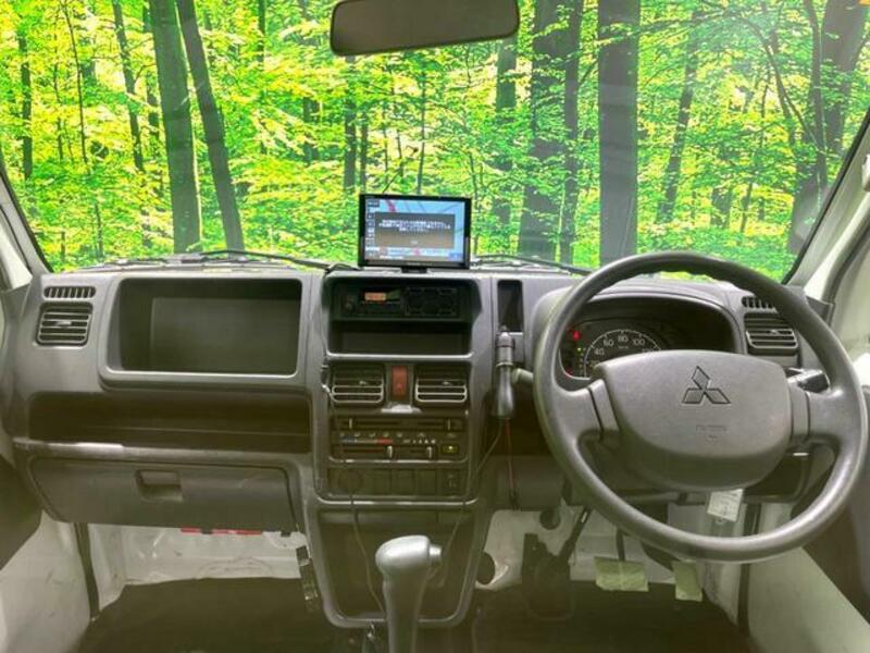 MINICAB TRUCK