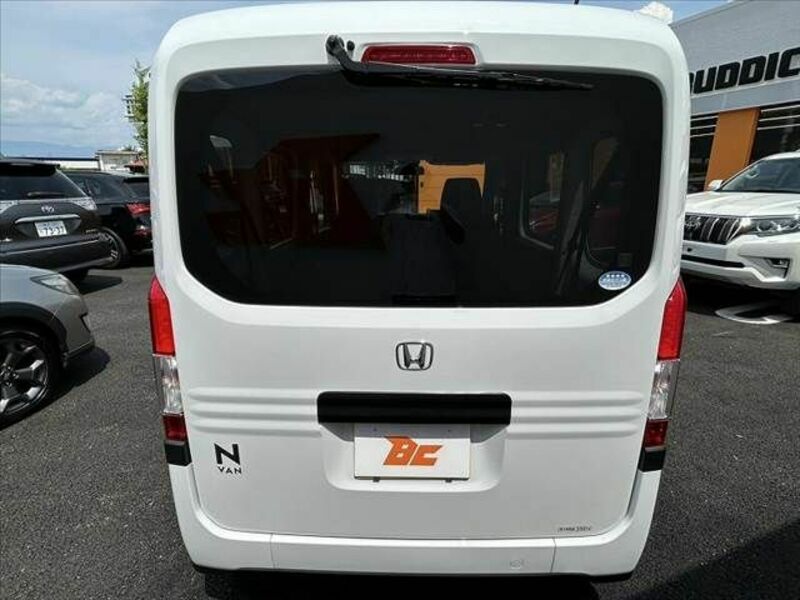 N-VAN
