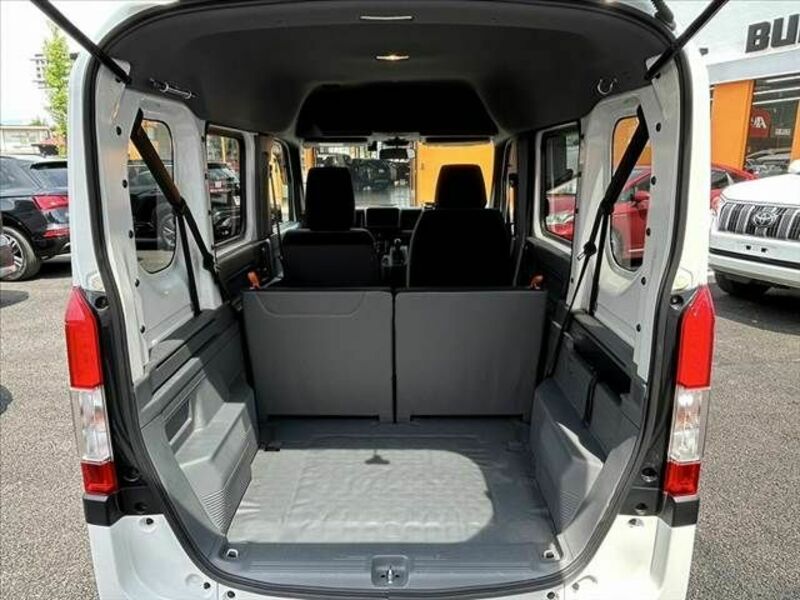 N-VAN
