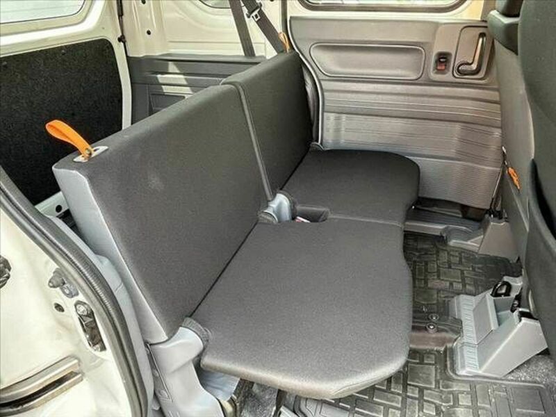 N-VAN