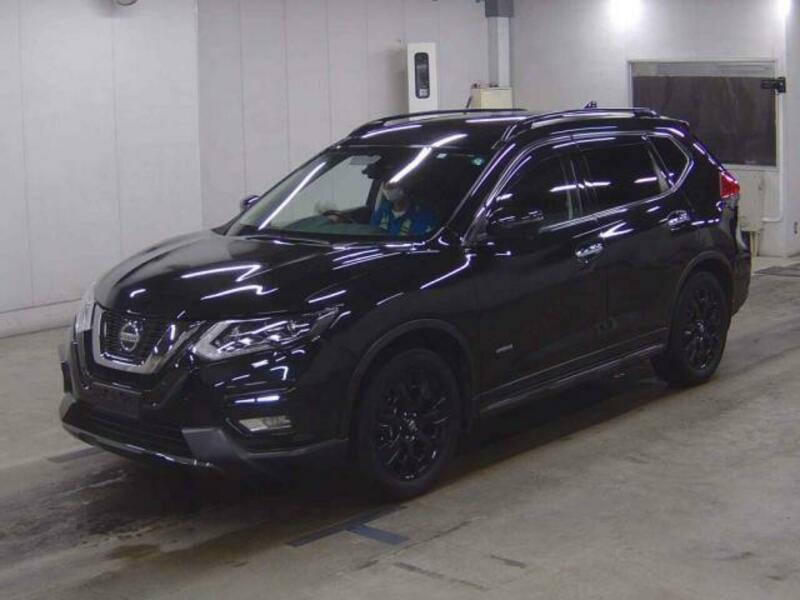 X-TRAIL