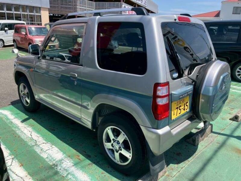 PAJERO MINI