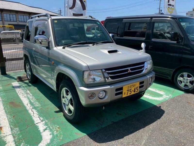 PAJERO MINI