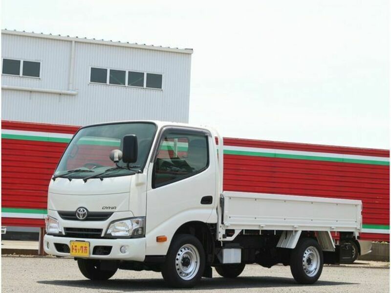 TOYOTA DYNA