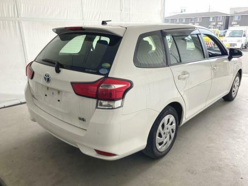 COROLLA FIELDER