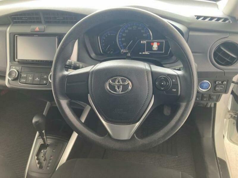 COROLLA FIELDER