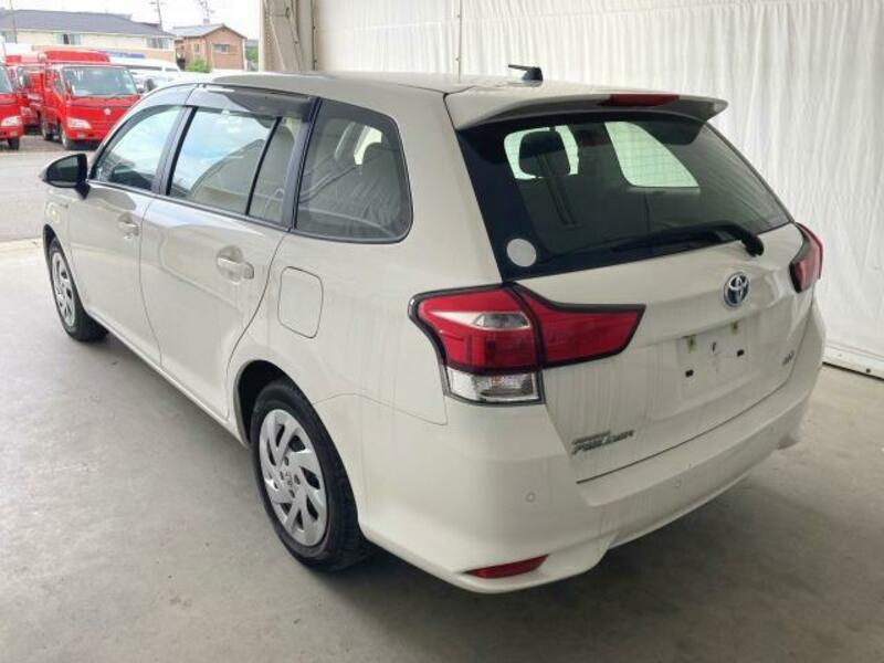 COROLLA FIELDER