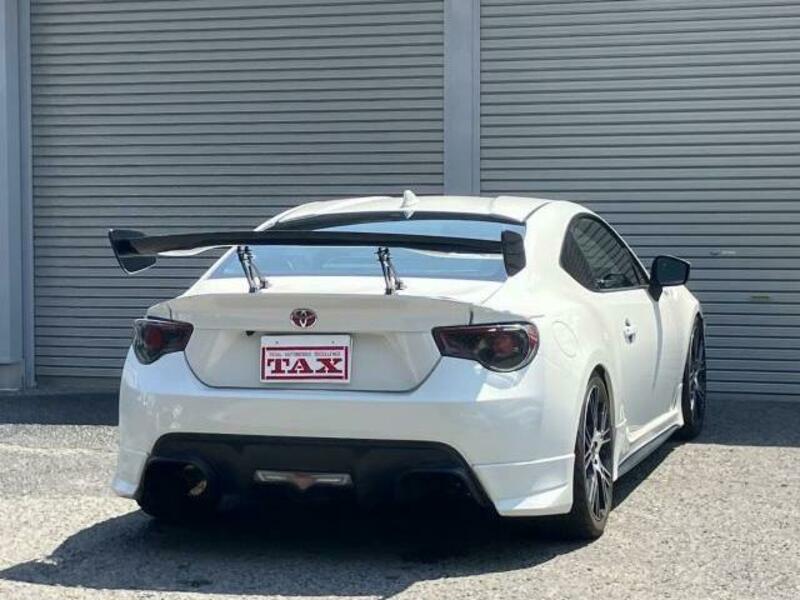 86