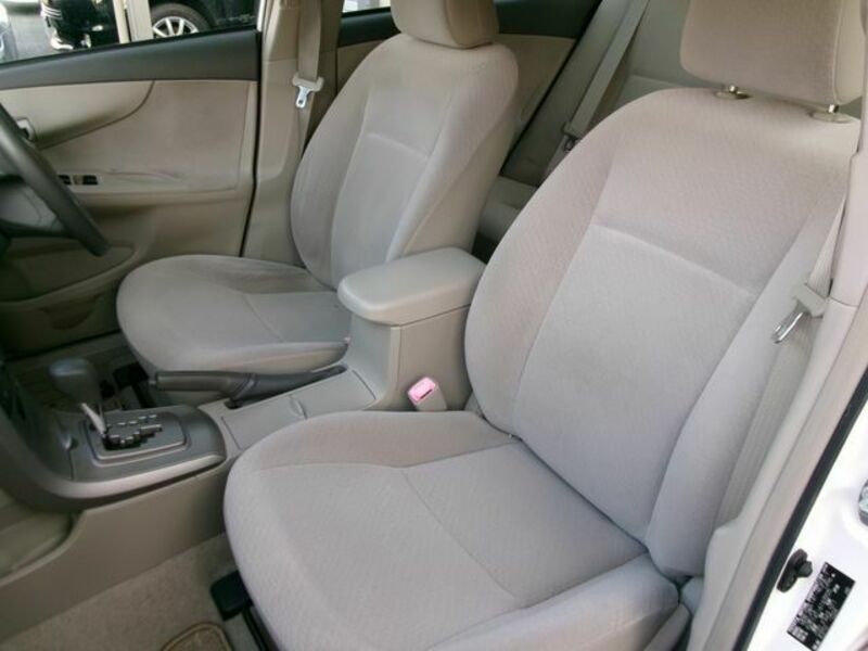 COROLLA AXIO