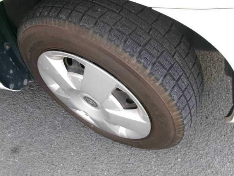COROLLA AXIO