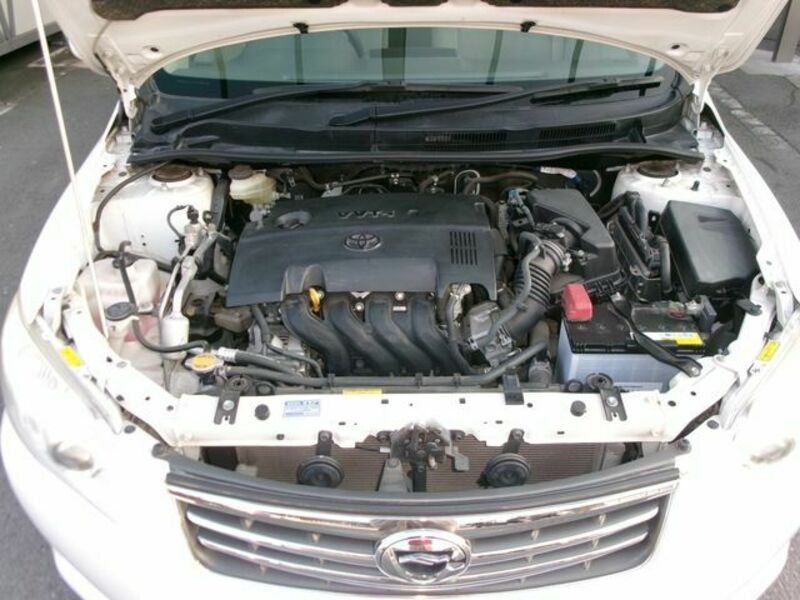 COROLLA AXIO