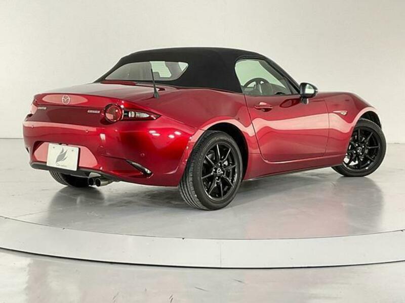 ROADSTER