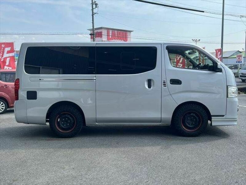 NV350 CARAVAN
