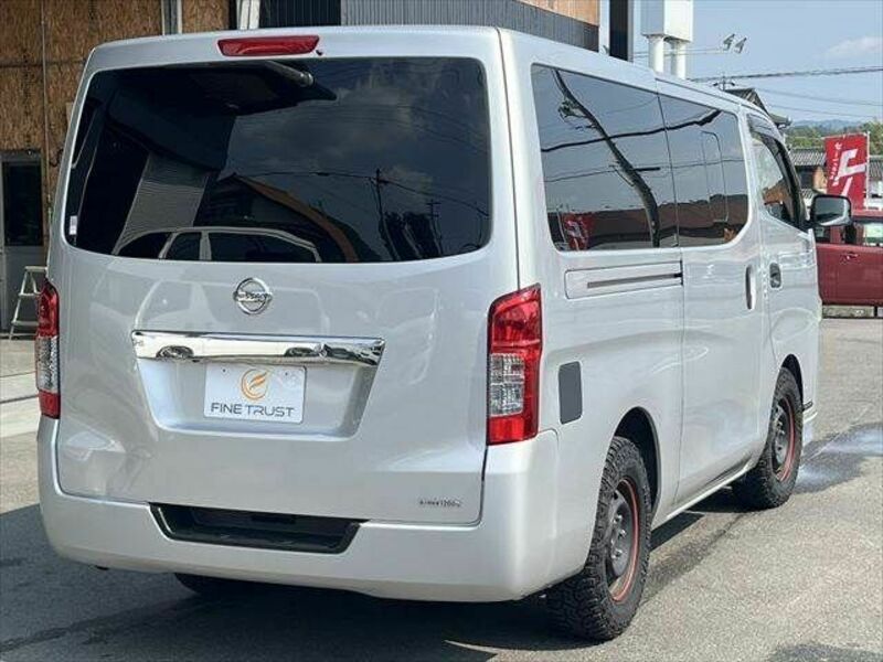 NV350 CARAVAN