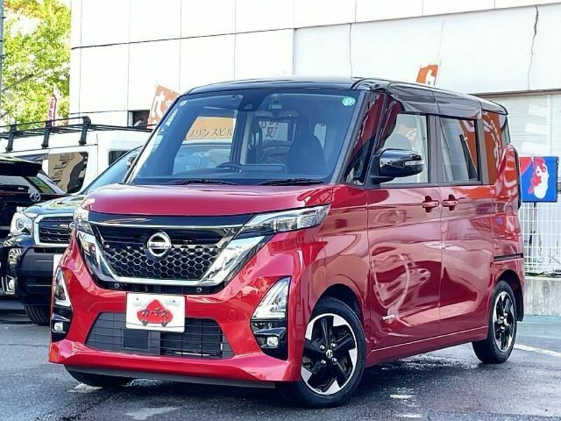 NISSAN ROOX