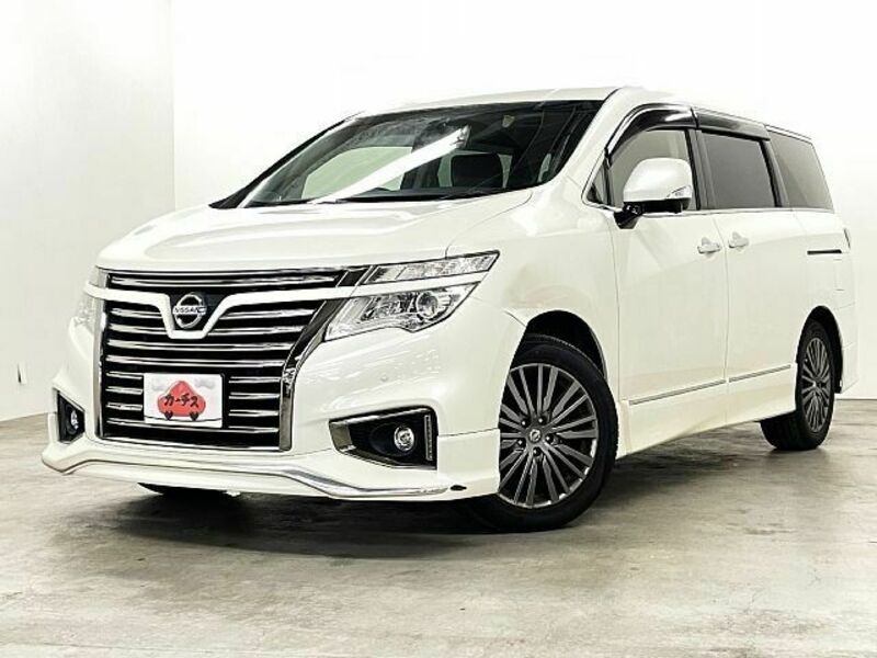 NISSAN ELGRAND