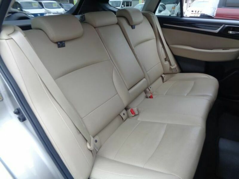 LEGACY OUTBACK
