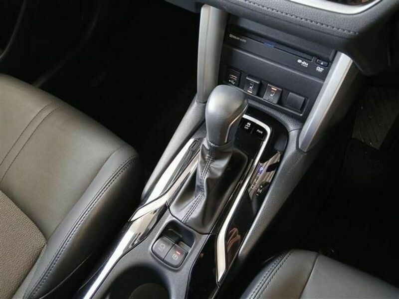 COROLLA CROSS