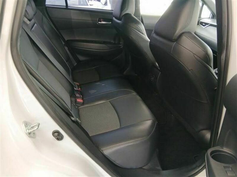 COROLLA CROSS