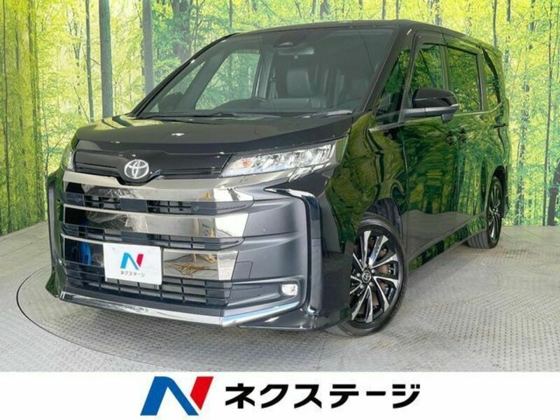TOYOTA NOAH
