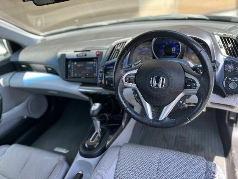 CR-Z