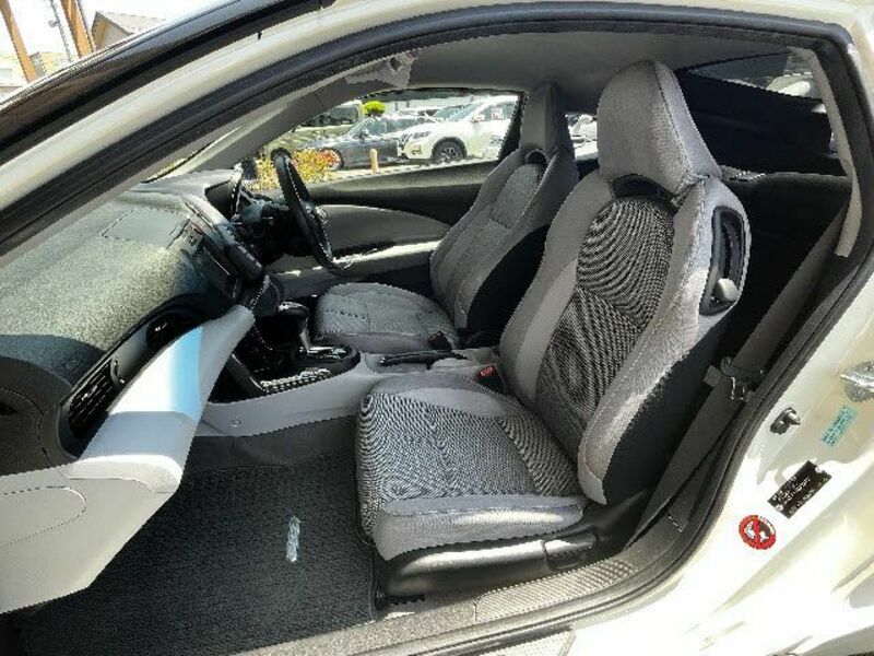 CR-Z