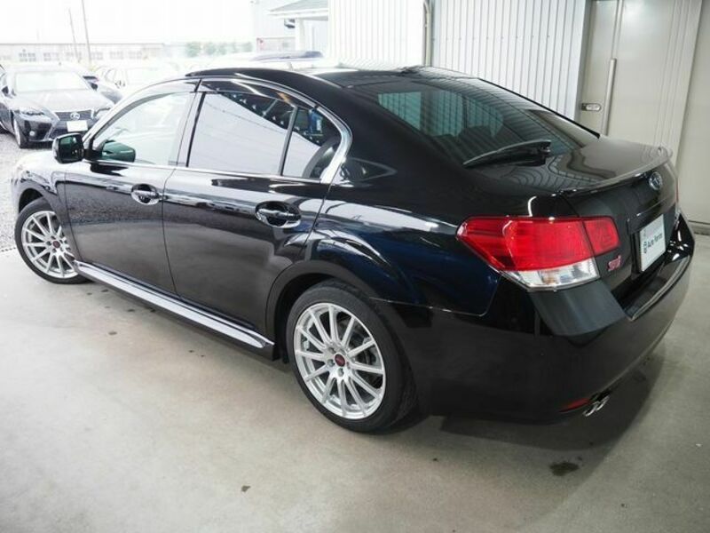 LEGACY B4