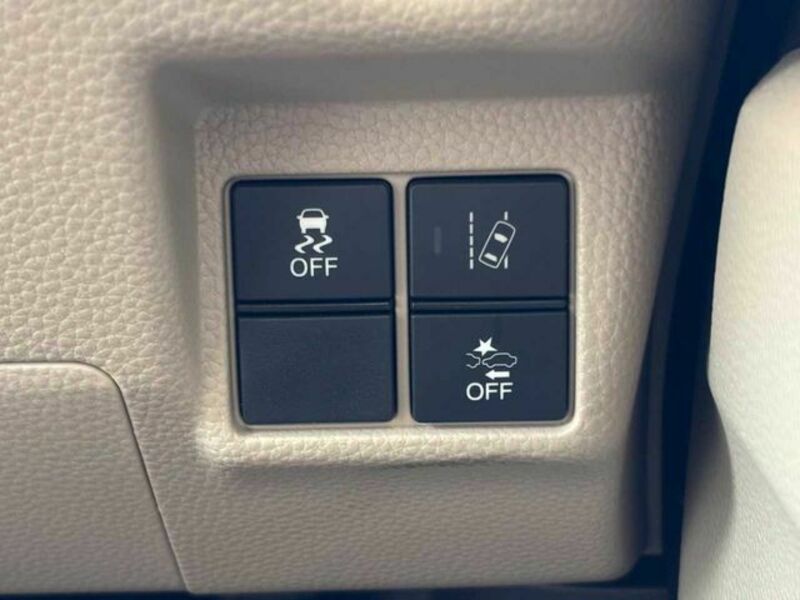 N BOX