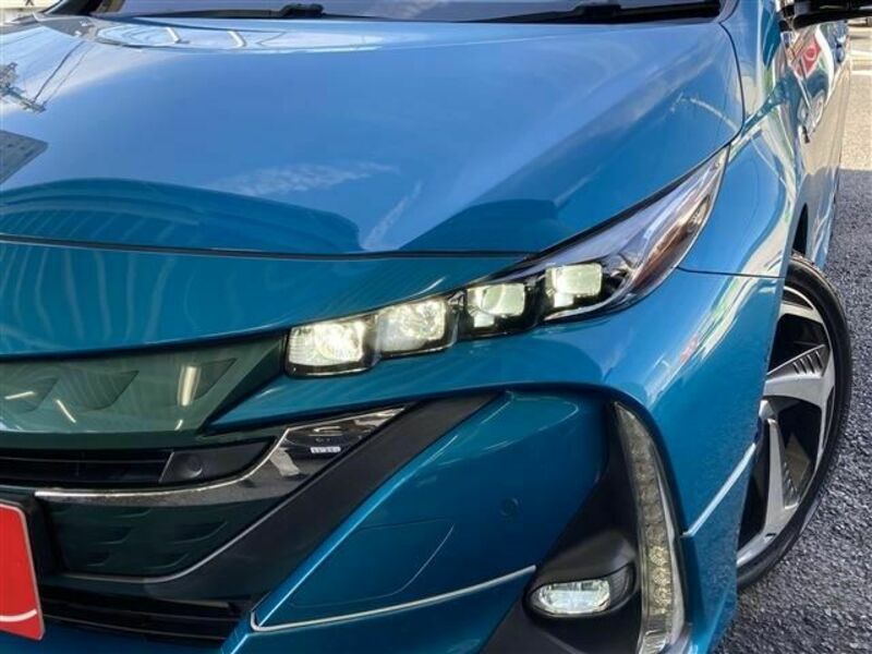 PRIUS PHV