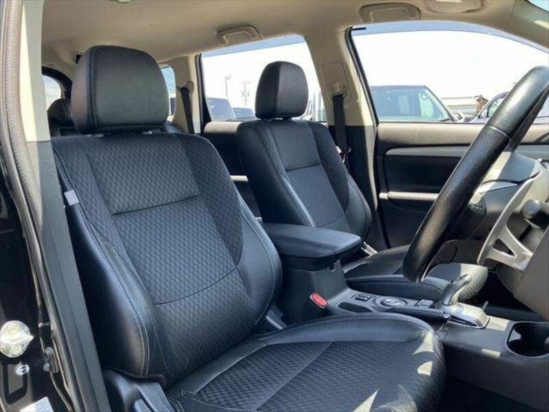 OUTLANDER PHEV