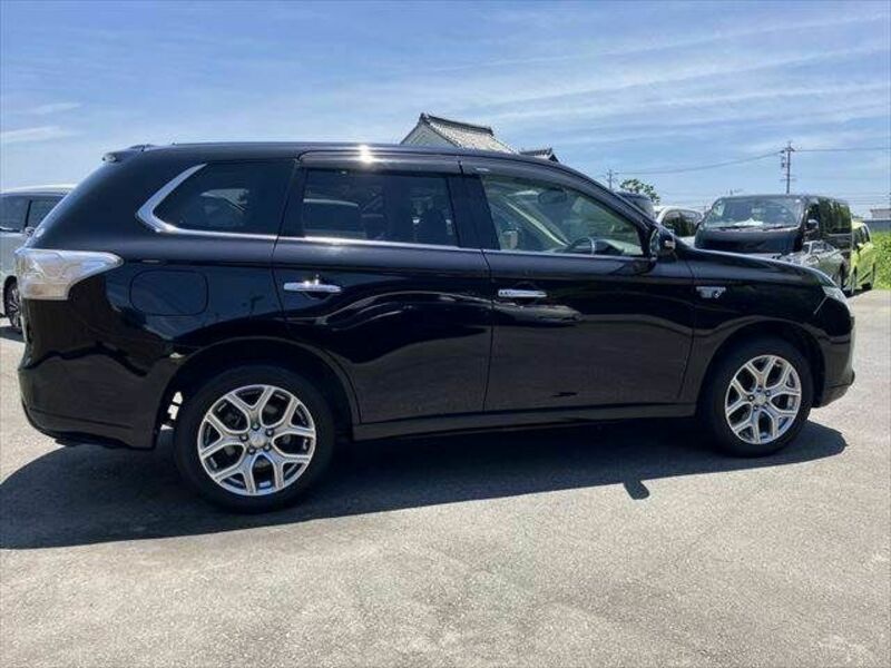 OUTLANDER PHEV