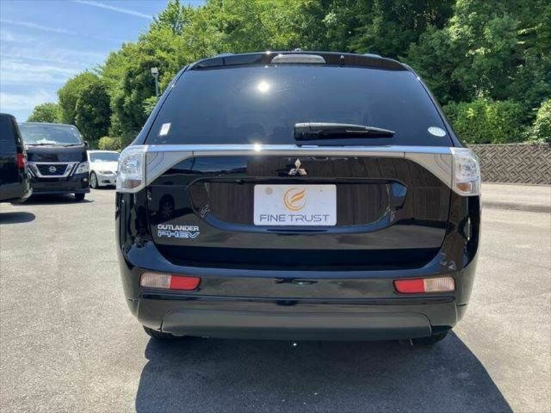 OUTLANDER PHEV