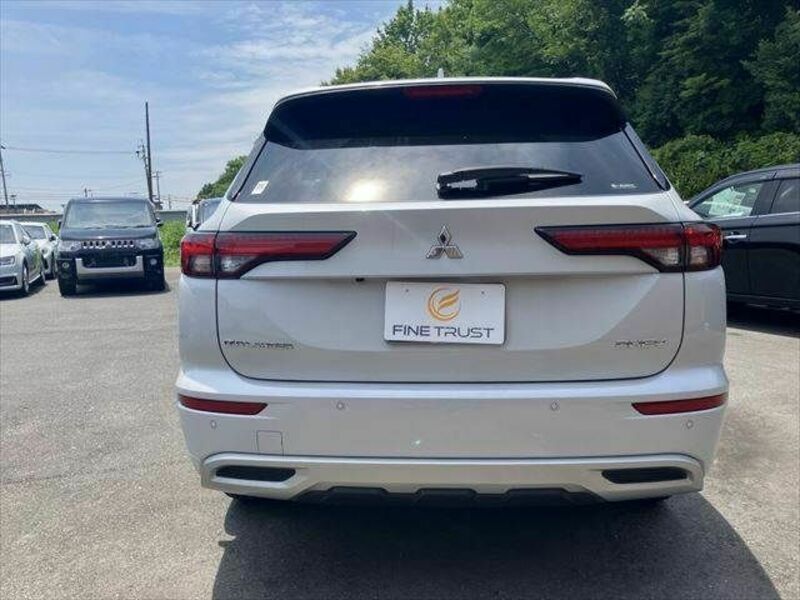 OUTLANDER PHEV