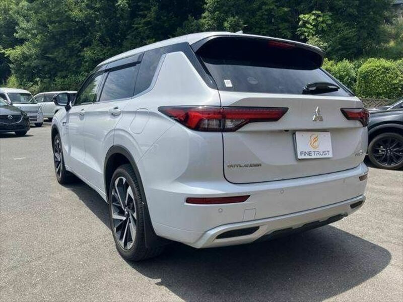 OUTLANDER PHEV