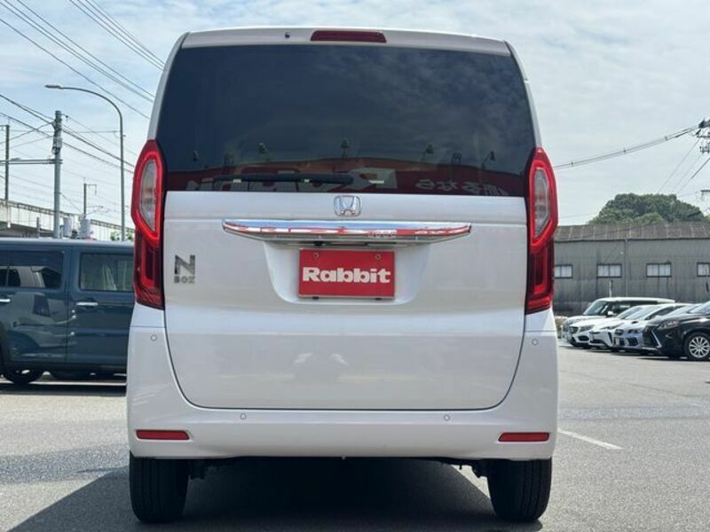 N BOX