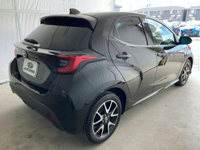 YARIS
