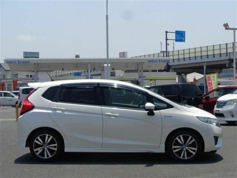 FIT HYBRID