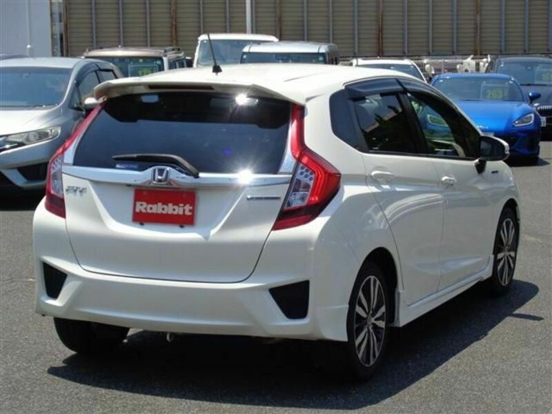 FIT HYBRID