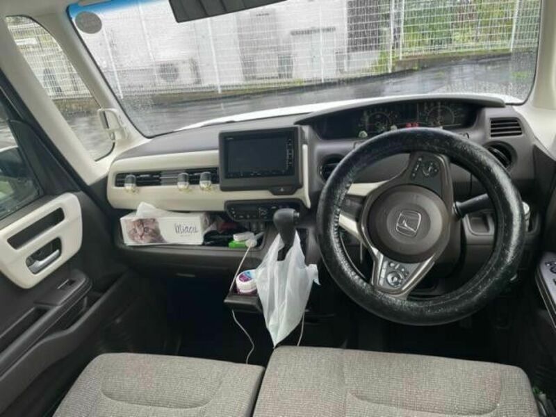 N BOX