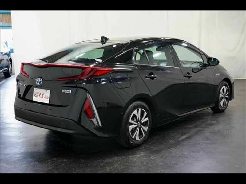 PRIUS PHV
