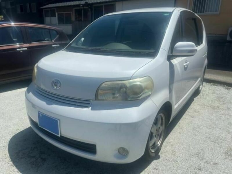 TOYOTA PORTE