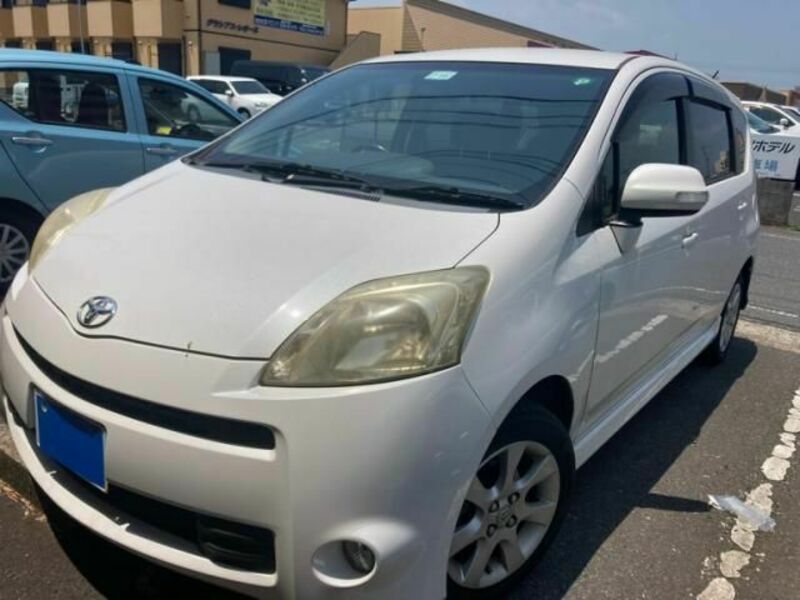 TOYOTA PASSO SETTE