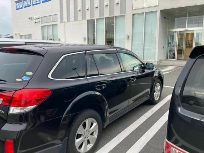 LEGACY OUTBACK