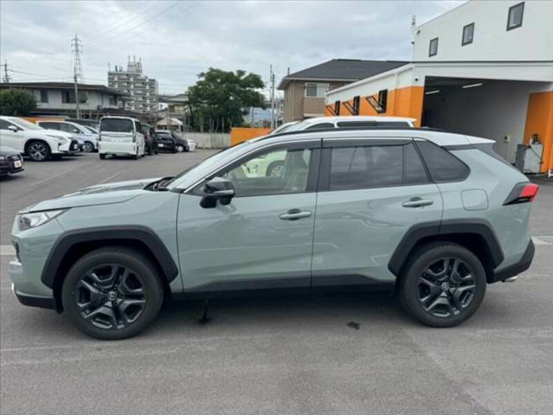 RAV4