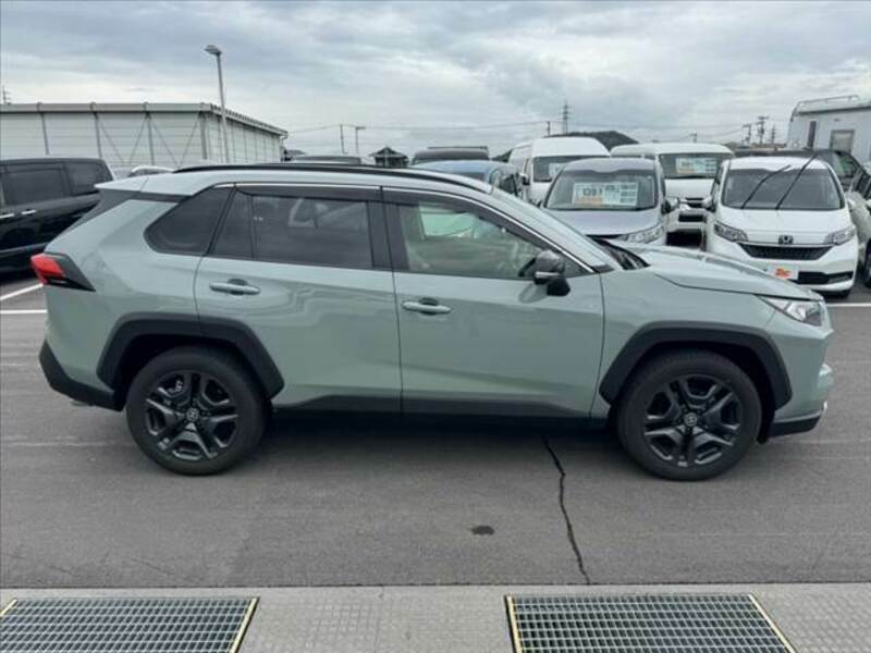 RAV4