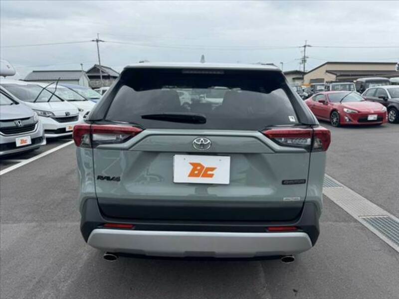 RAV4