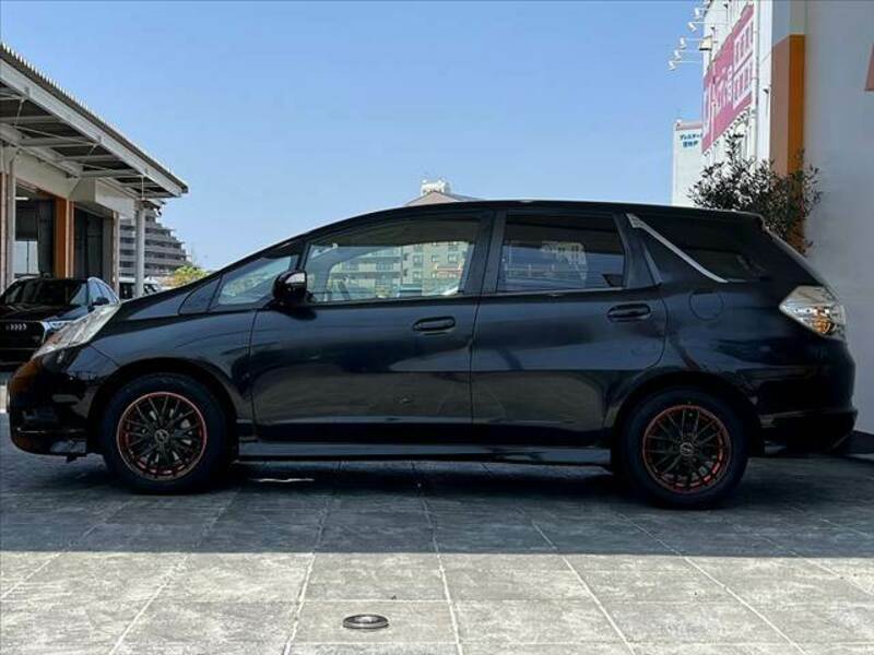 FIT SHUTTLE