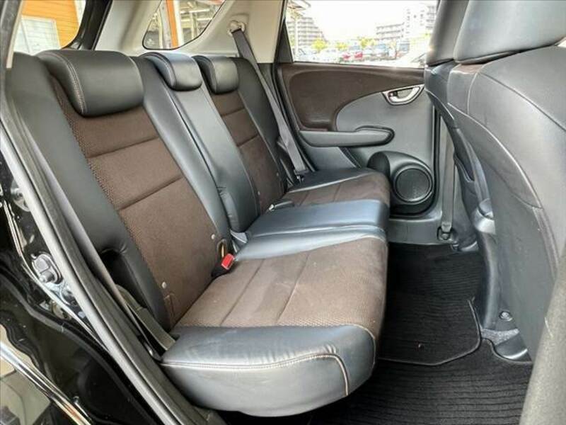 FIT SHUTTLE