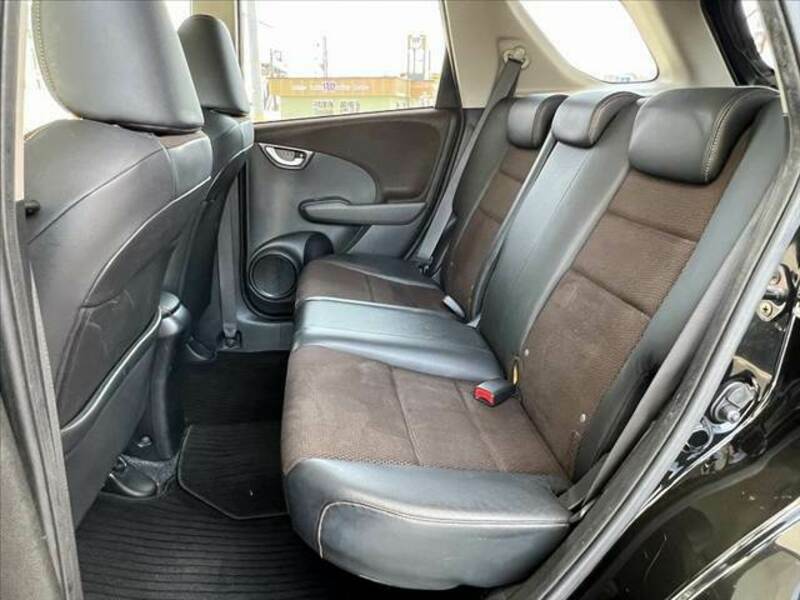 FIT SHUTTLE