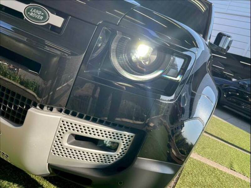 DEFENDER